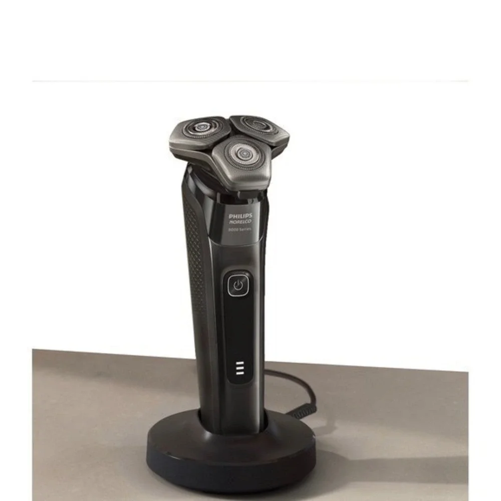 Brand New Philips Norelco Shaver 8000 Wet & Dry Rechargeable Men's Shaver Sealed